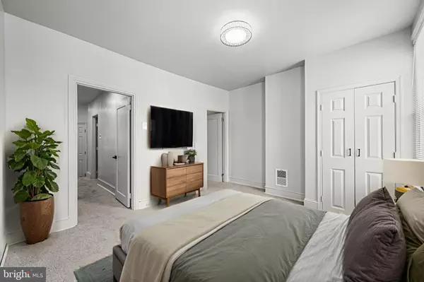 Philadelphia, PA 19133,1232 W SERGEANT ST