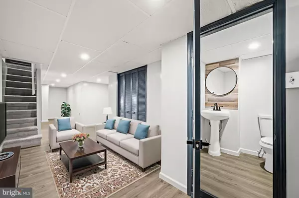 Philadelphia, PA 19133,1232 W SERGEANT ST