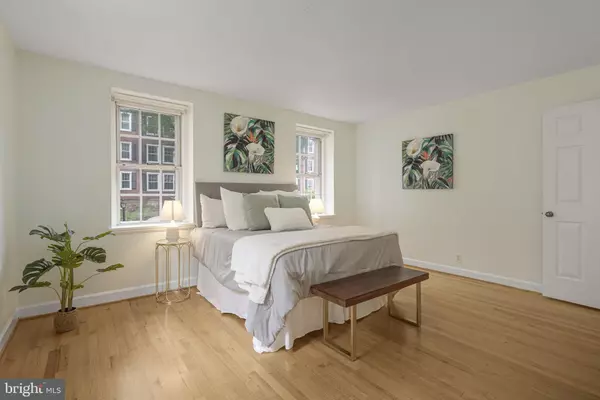 Arlington, VA 22206,3050 S BUCHANAN ST S #A2