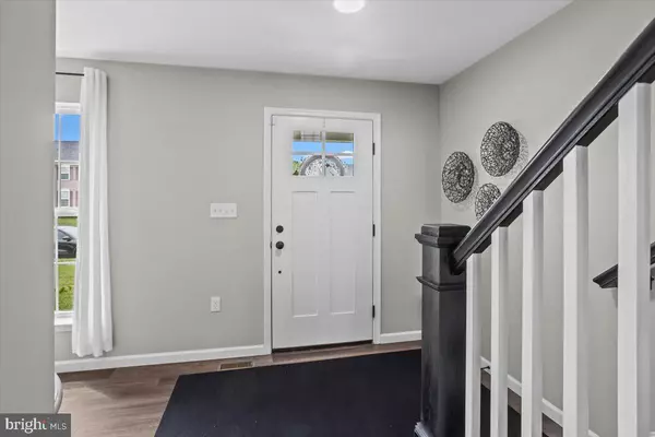 York, PA 17404,3529 FOX POINTE LN