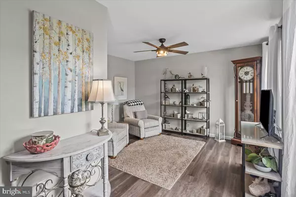 York, PA 17404,3529 FOX POINTE LN