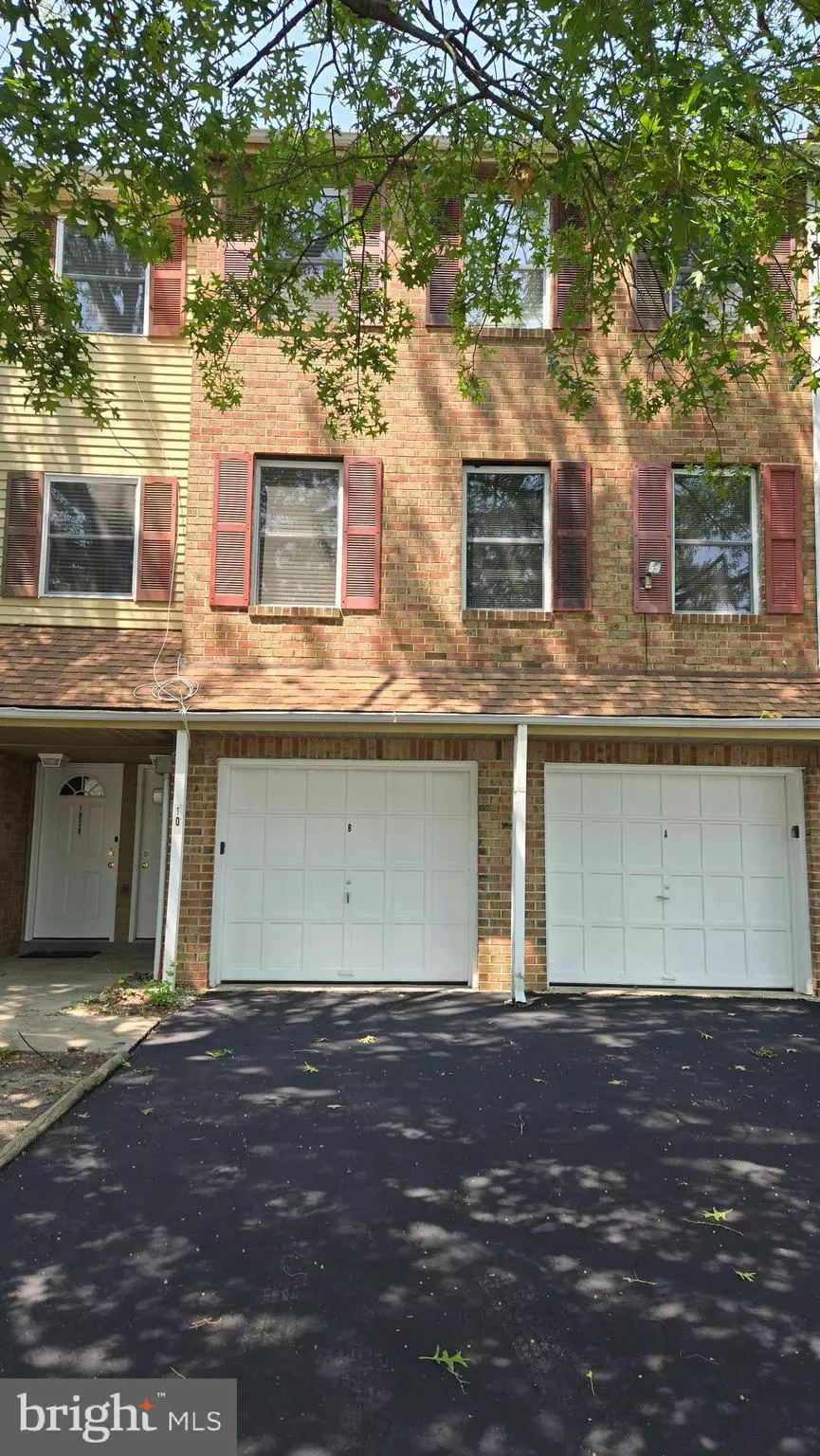 Mount Laurel, NJ 08054,103 CHAUCER RD #B