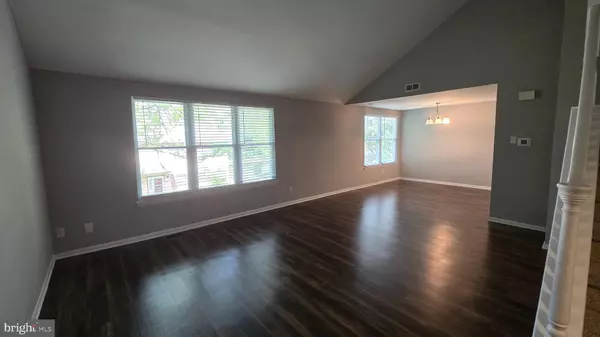 Mount Laurel, NJ 08054,103 CHAUCER RD #B