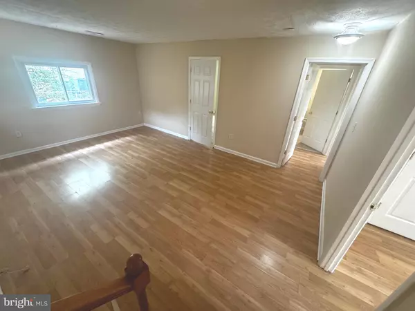 Rockville, MD 20850,350 HOWARD AVE