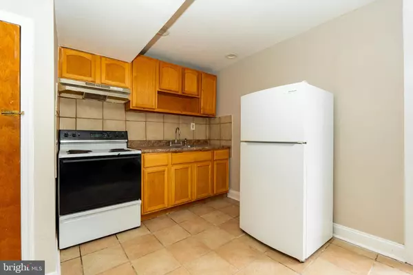 Philadelphia, PA 19143,5763 PEMBERTON ST #C