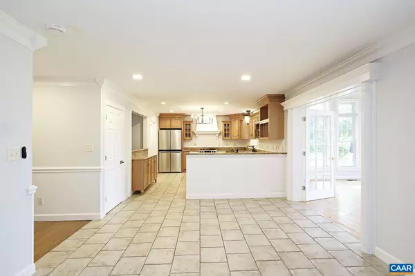 2952 COVE TRCE, Charlottesville, VA 22911
