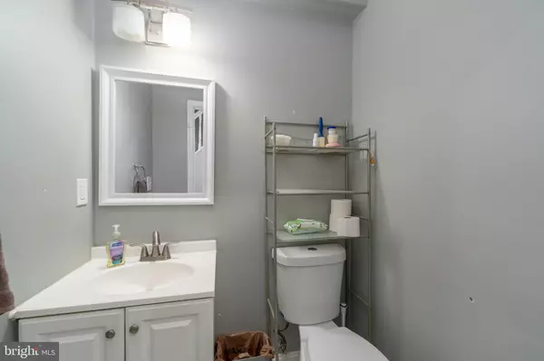 Baltimore, MD 21218,1521 CARSWELL ST