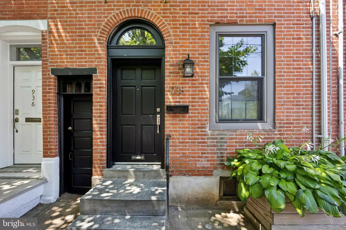 Philadelphia, PA 19123,938 N 4TH ST
