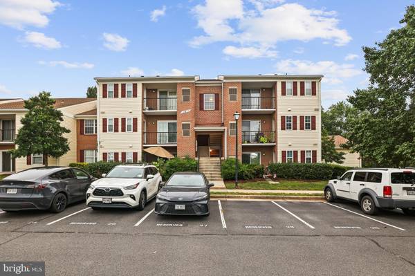 Centreville, VA 20121,14800 RYDELL RD #103