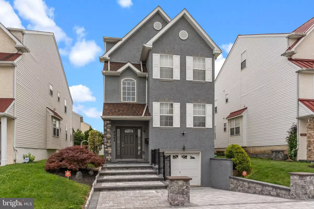 Philadelphia, PA 19116,2044 GORMAN ST