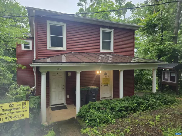 142 CARLTON RD #B, Charlottesville, VA 22902