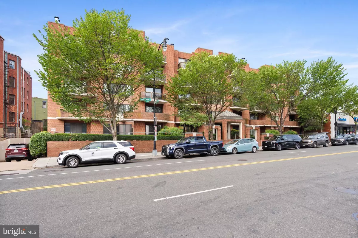 Washington, DC 20007,2320 WISCONSIN AVE NW #206