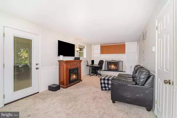 Carlisle, PA 17013,1886 RACHEL DR