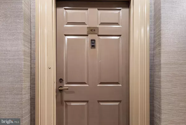 Baltimore, MD 21218,3801 CANTERBURY RD #404