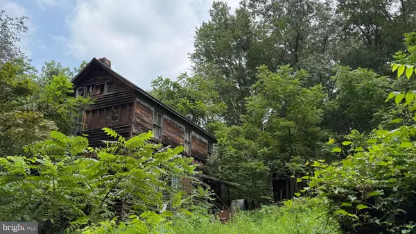 Parkton, MD 21120,609 BEE TREE RD