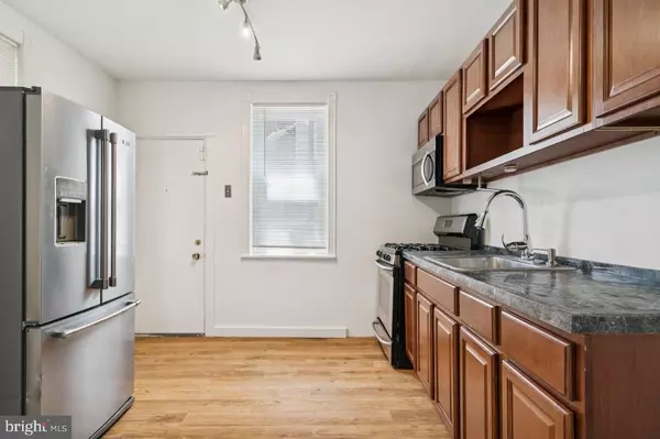 Philadelphia, PA 19143,2020 S CECIL ST