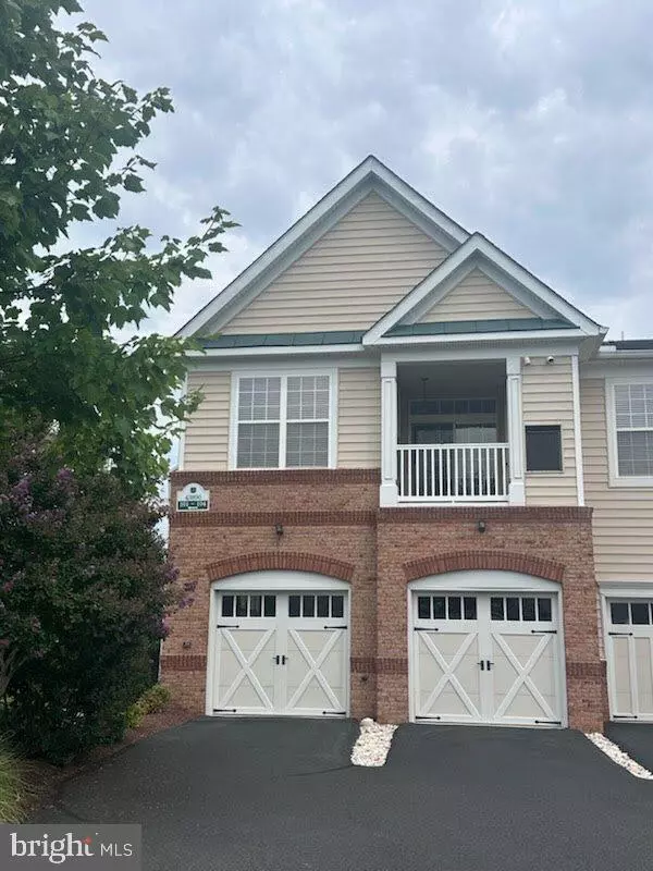 43890 HICKORY CORNER TER #103, Ashburn, VA 20147