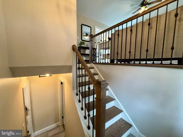 Boalsburg, PA 16827,408 WEST DR