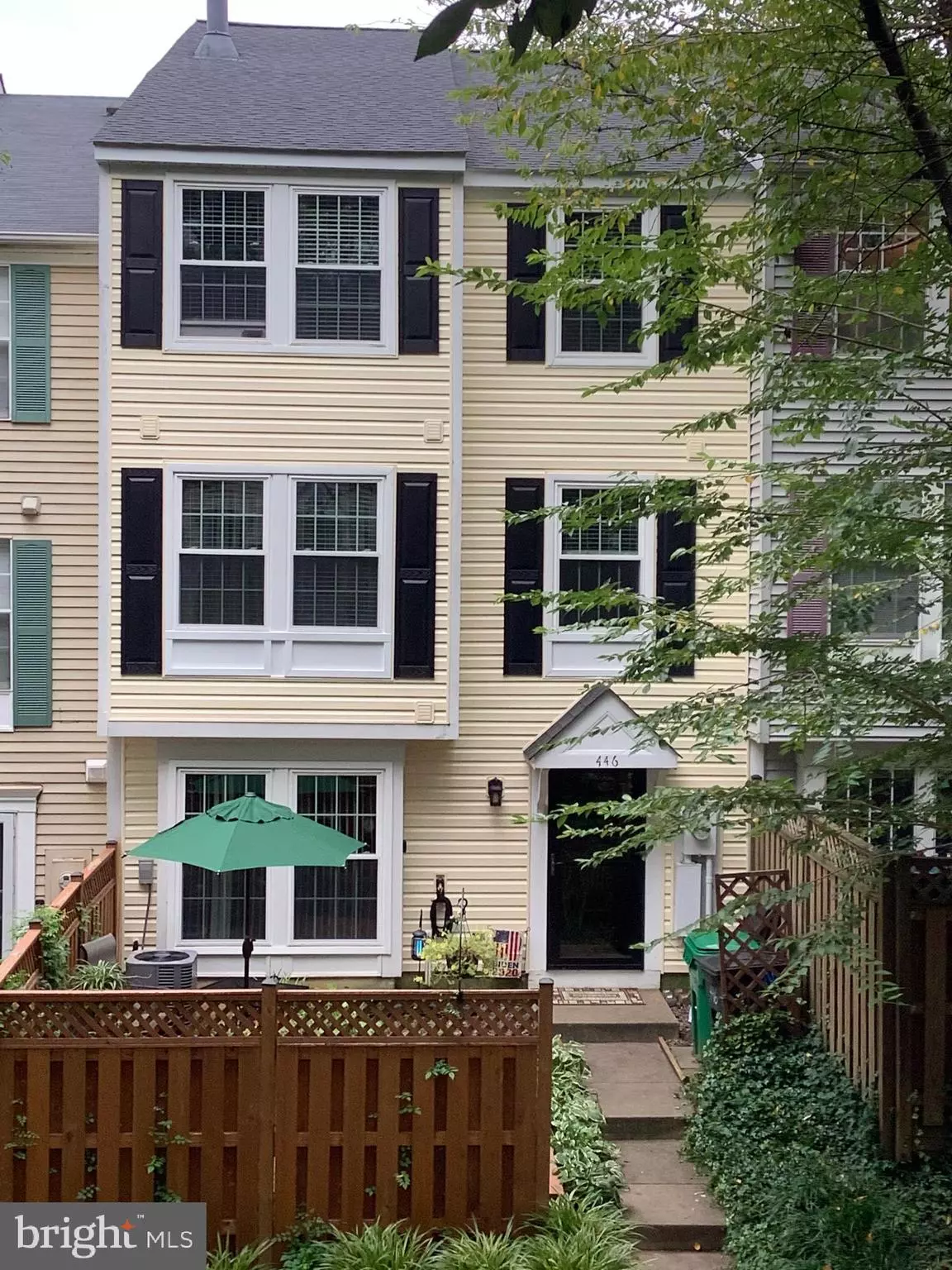 Gaithersburg, MD 20878,446 PALMSPRING DR