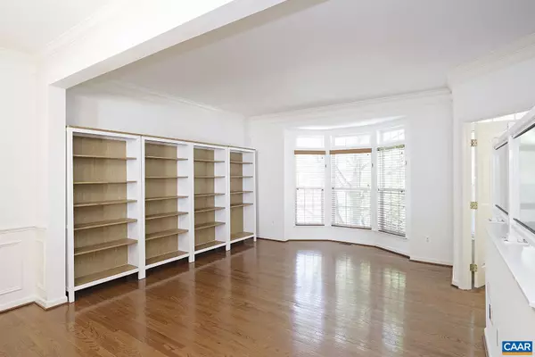 Charlottesville, VA 22903,920 RAINIER RD