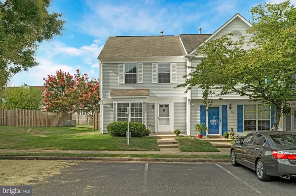 Leesburg, VA 20176,823 SMARTTS LN NE