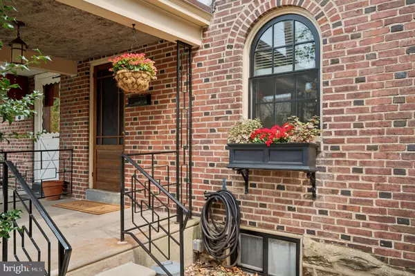 Philadelphia, PA 19129,3412 W QUEEN LN