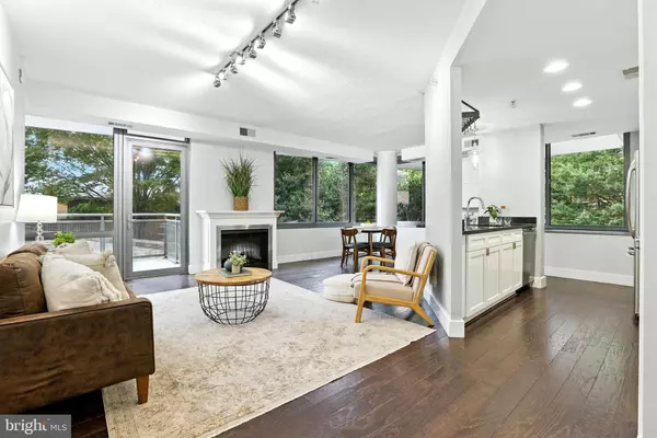 2001 15TH ST N #111, Arlington, VA 22201