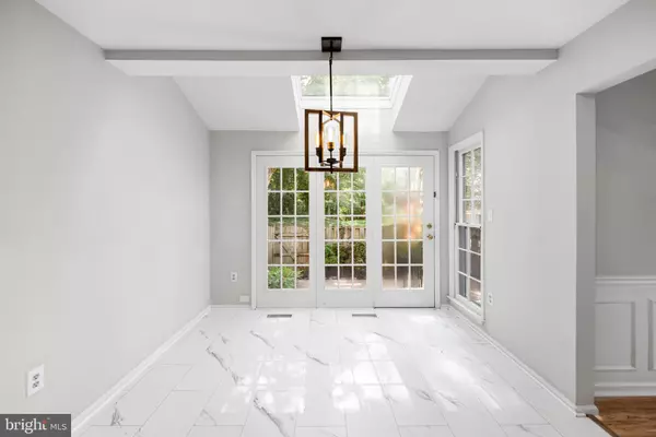 Alexandria, VA 22315,7526 OLDHAM WAY