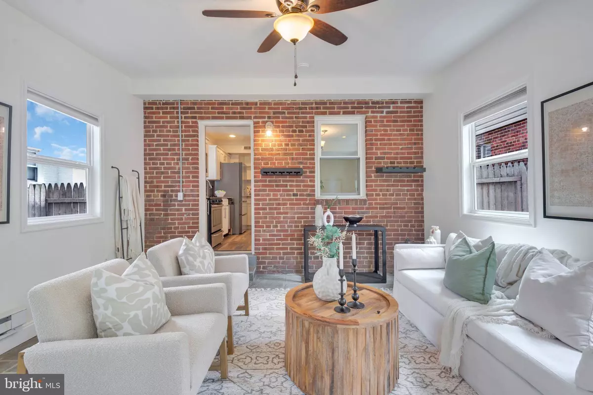 Washington, DC 20018,2842 30TH ST NE