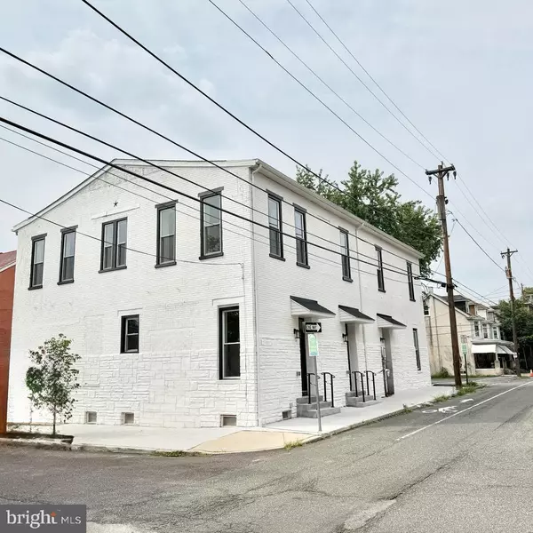 151 N YORK ST #D, Pottstown, PA 19464