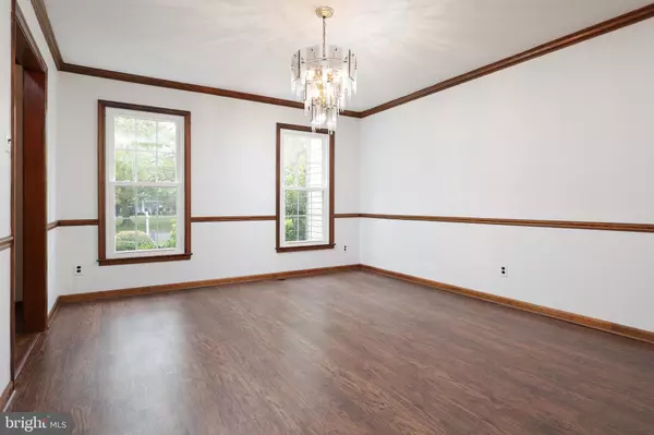 Lawrenceville, NJ 08648,16 HAMILTON CT