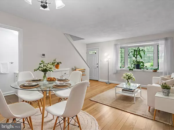 Falls Church, VA 22046,477 HAMPTON CT #121