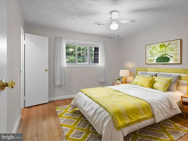 Falls Church, VA 22046,477 HAMPTON CT #121