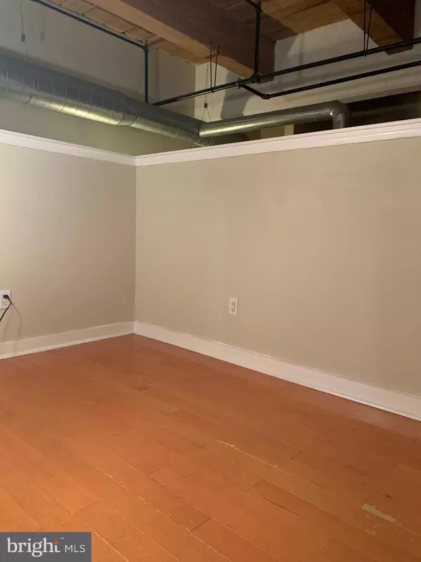 Philadelphia, PA 19107,1010 ARCH ST #511