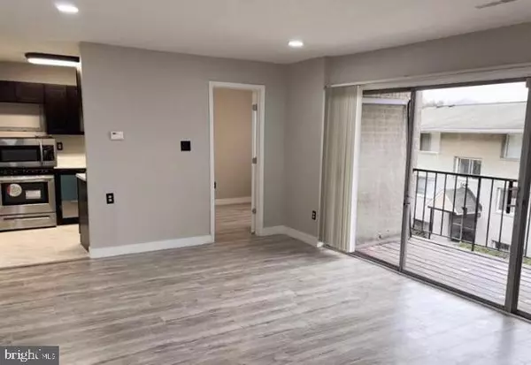 New Carrollton, MD 20784,5432 85TH #101