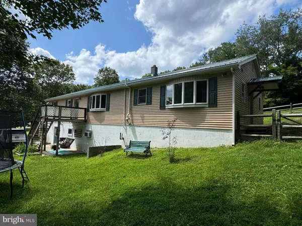 Huntingdon, PA 16652,10459 EVERGREEN RD