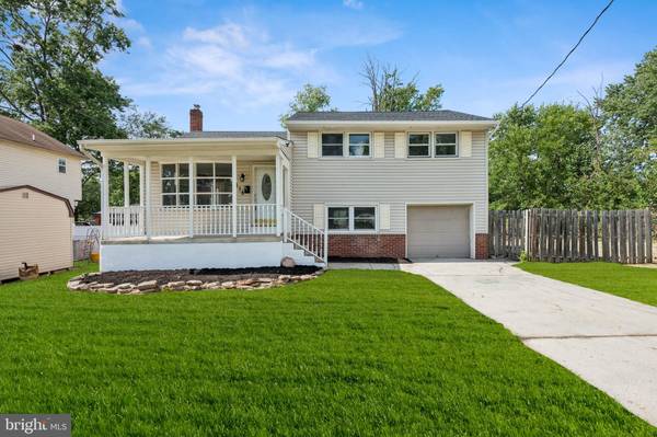 116 W CRESTWOOD AVE, Somerdale, NJ 08083