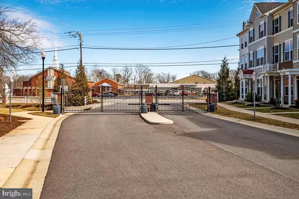 Glen Burnie, MD 21061,7808 FIVE OAKS CT