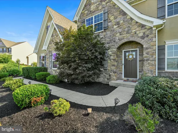 Etters, PA 17319,120 HUNTERS CHASE