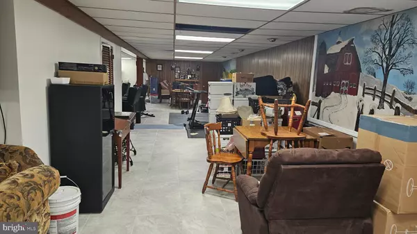 Mount Holly, NJ 08060,204 DALE RD