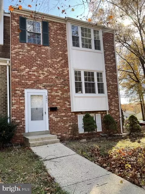 Lanham, MD 20706,6901 WOODSTREAM LN