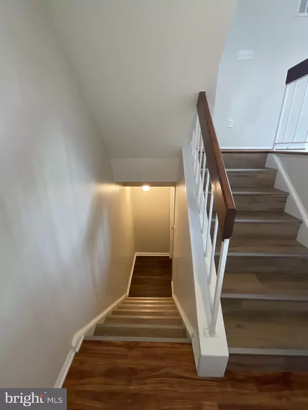 Lanham, MD 20706,6901 WOODSTREAM LN