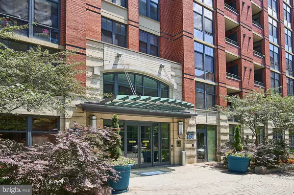 Arlington, VA 22201,1021 N GARFIELD ST N #604