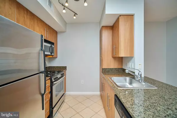 Arlington, VA 22201,1021 N GARFIELD ST N #604