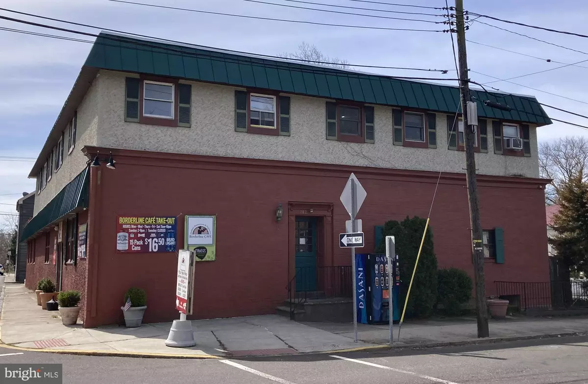 Riegelsville, PA 18077,102 DELAWARE RD #APT 4