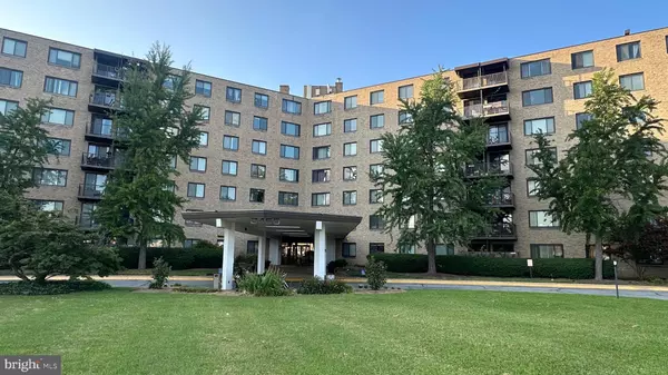 Hyattsville, MD 20782,3450 TOLEDO TER #620