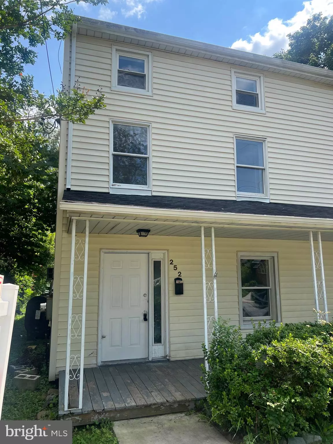 Elkton, MD 21921,252-254 W MAIN ST