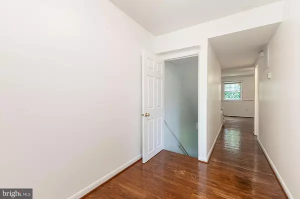 Woodbridge, VA 22193,14849 ENSOR CT