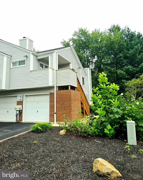 Newark, DE 19711,2102 CREEKSIDE DR #2102