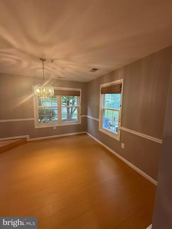 Germantown, MD 20874,13710 CREOLA CT #171